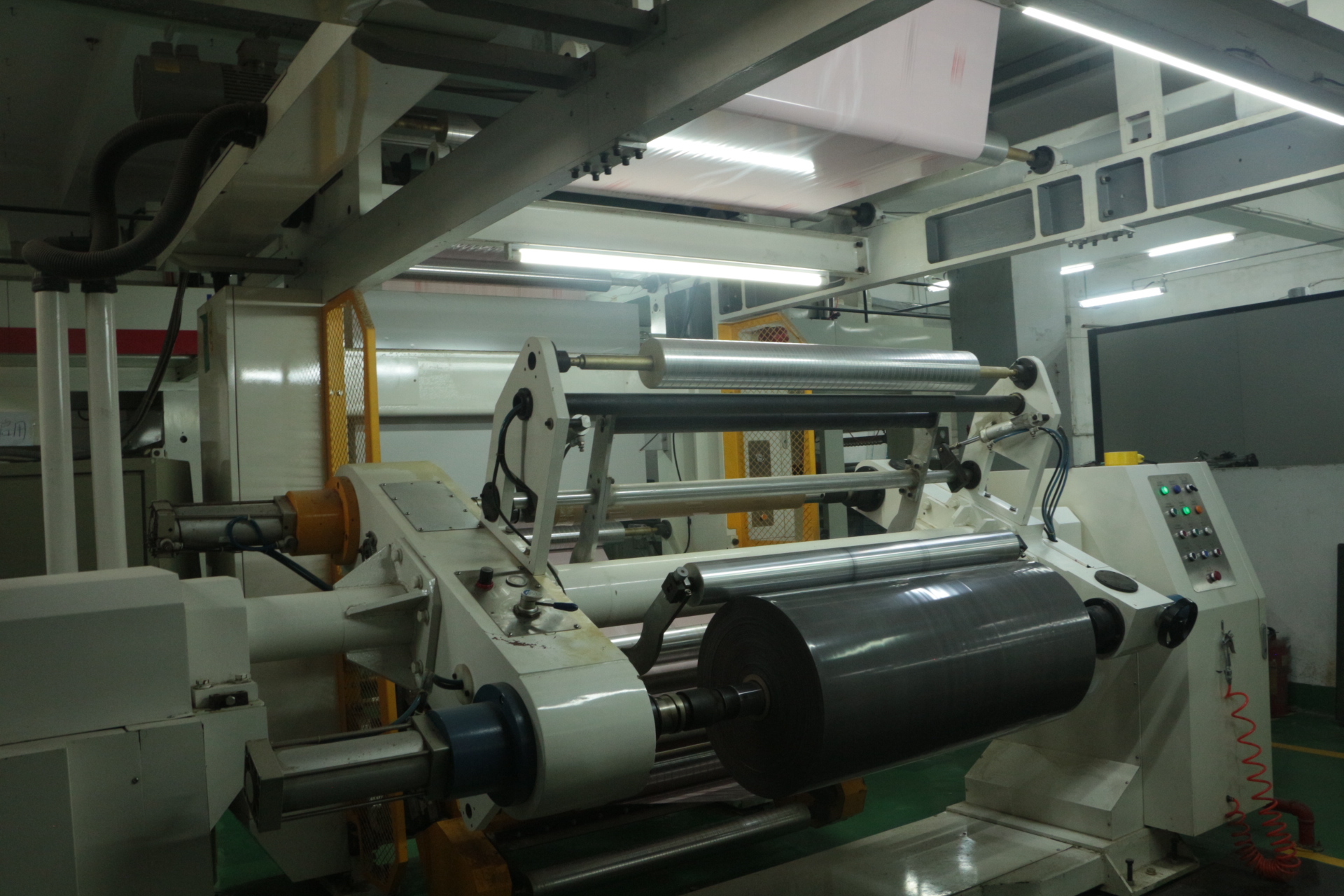 平達(dá)利印刷生產(chǎn)線