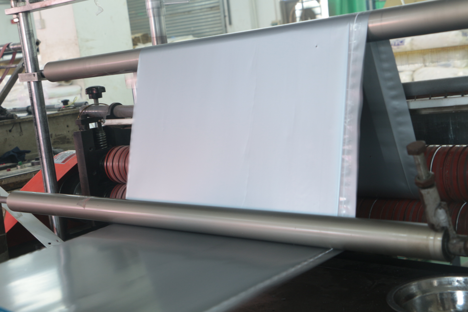 平達(dá)利制袋生產(chǎn)線